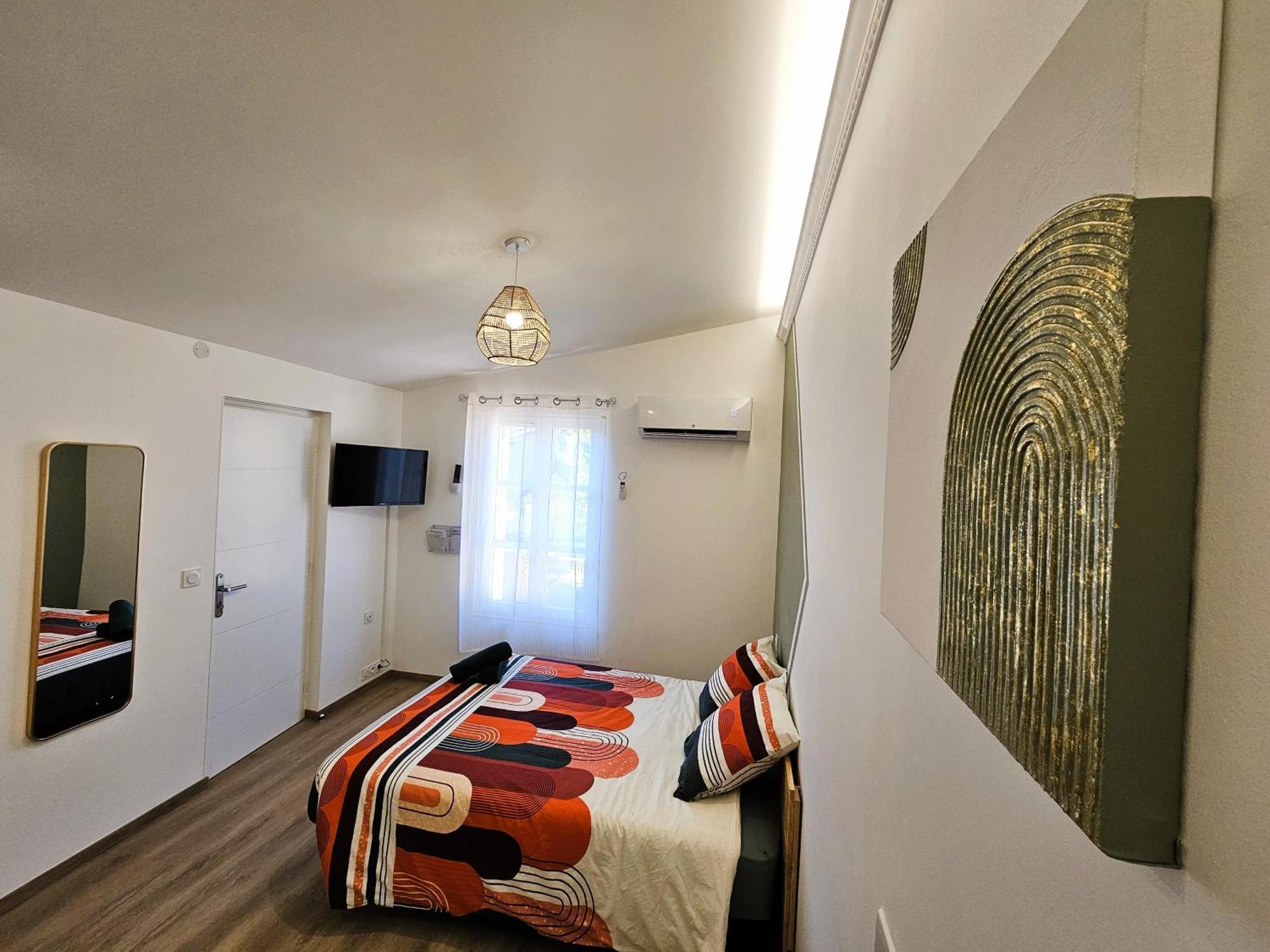 Tout Confort ! Ville, Climatisation, Parking, Wifi, Calme, Tv 카르카손 외부 사진