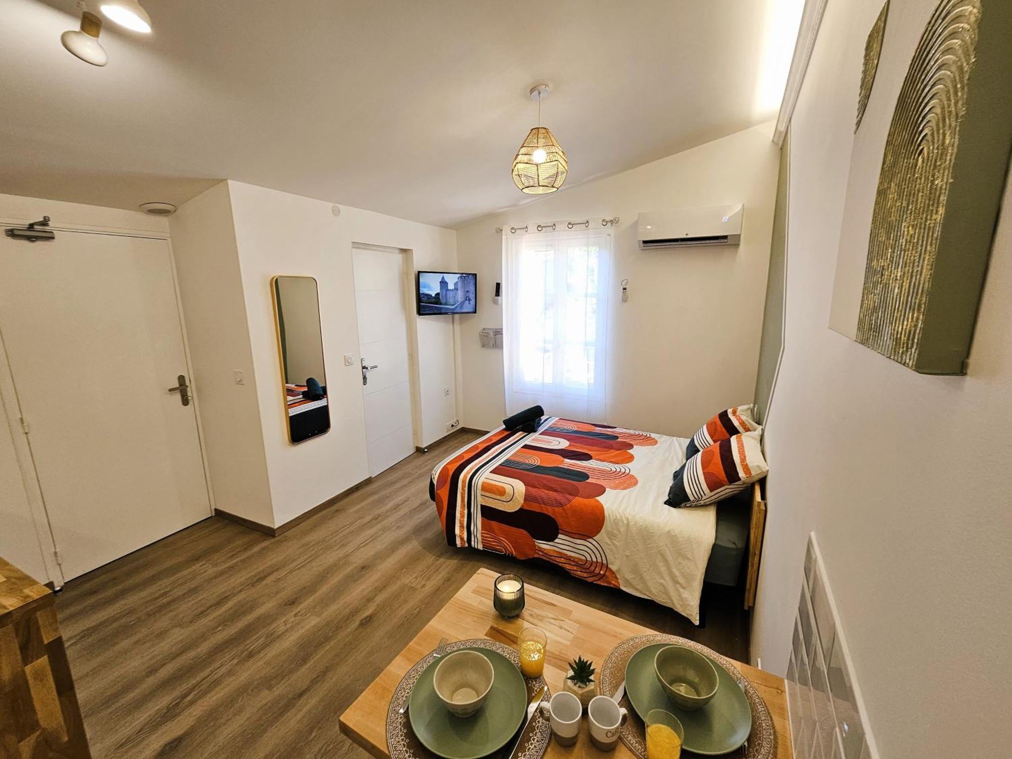 Tout Confort ! Ville, Climatisation, Parking, Wifi, Calme, Tv 카르카손 외부 사진