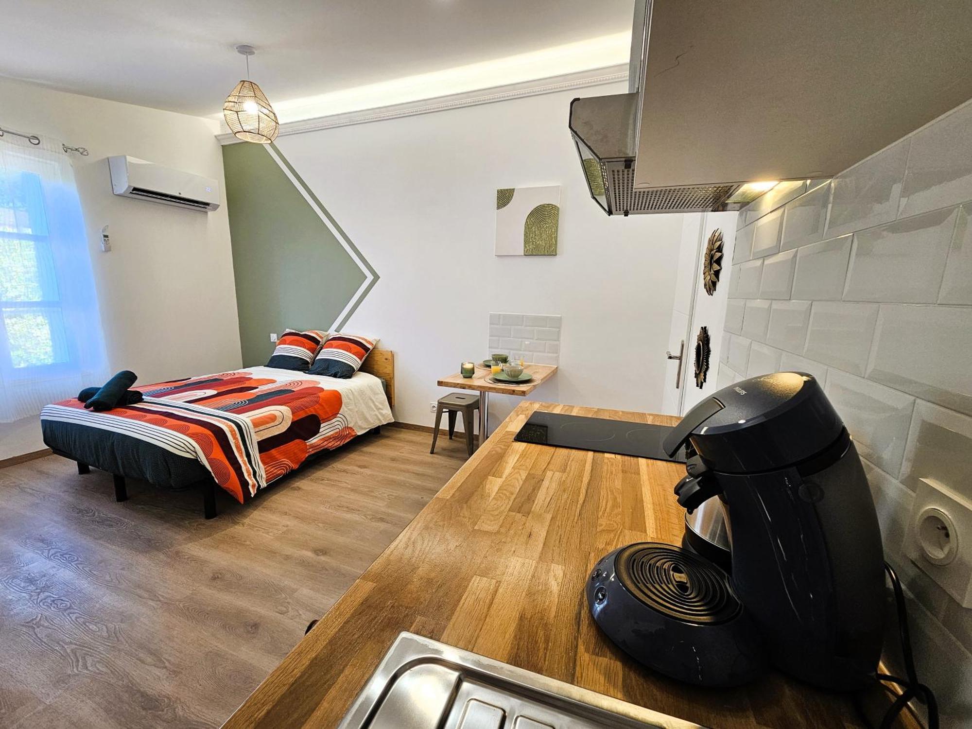 Tout Confort ! Ville, Climatisation, Parking, Wifi, Calme, Tv 카르카손 외부 사진
